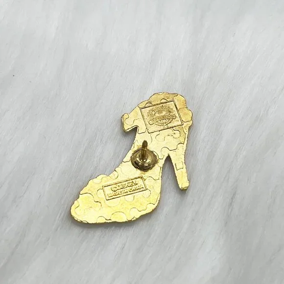 🔮 5/$25 Disney Cinderella High Heels Pin - Picture 3 of 3
